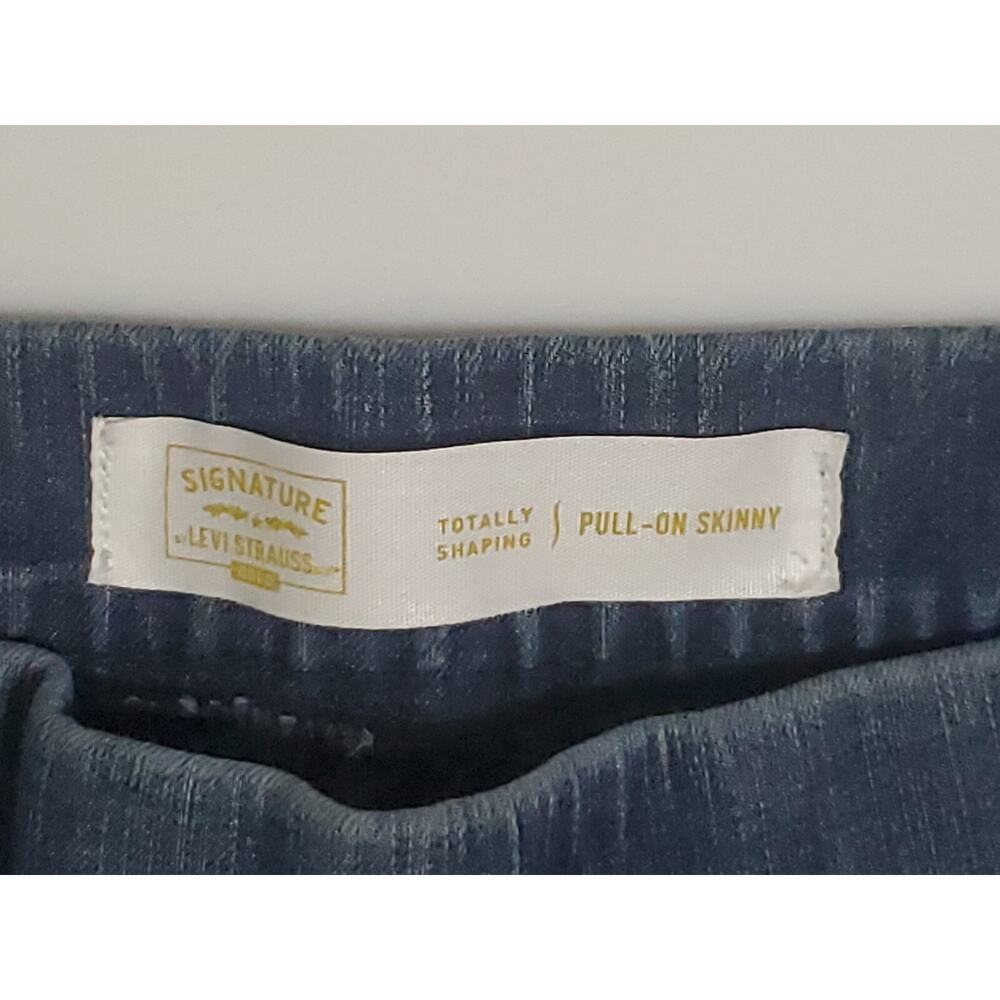 Signature by Levi Strauss Gold Label Women’s Maternity Baby Bump Skinny Jeans - Picture 4 of 10